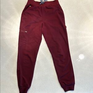Women’s Figs Burgundy Zamora Jogger Pants (S)